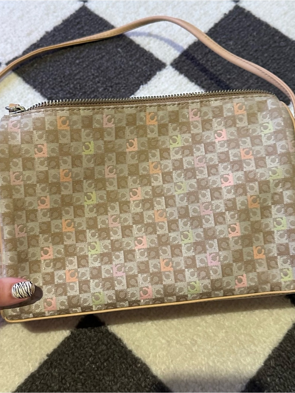 Liz Claiborne Multicolor Pastel Check Crossbody with Tan Trim - Picture 7 of 10